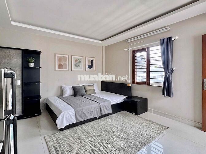 căn hộ full nội thất mới có ban công cực lớn trung tâm Phú Nhuận
