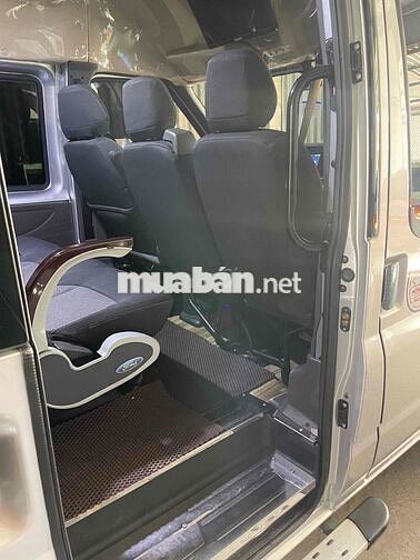 Ford Transit 2022 Bạc 16 chỗ
