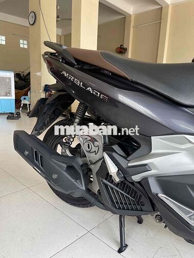 Air Blade 150cc . thắng abs . máy zin im . ko hú