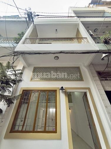 Bán nhà đường Trần Phú Q.5 ngya CV nước Đại Thế Giới 3,4m x 12m