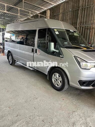 Ford Transit 2022 Bạc 16 chỗ