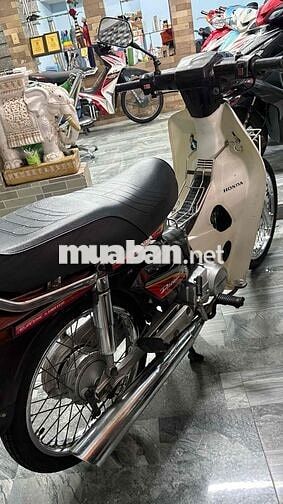 Honda Dream Thái bstp,zin dạch đẹp máy êm
