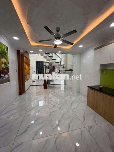 Nhà 1 trệt 1 lửng 3 lầu đường số 6 BHH B bình tân
