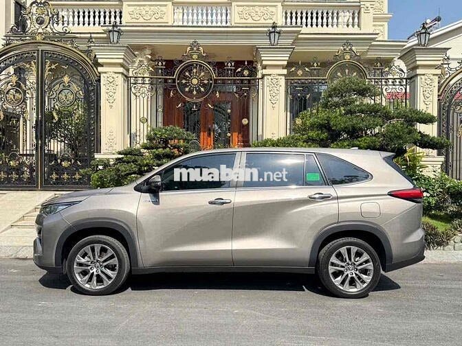 Innova Cross HEV 2023 chất xe cực kì đẹp