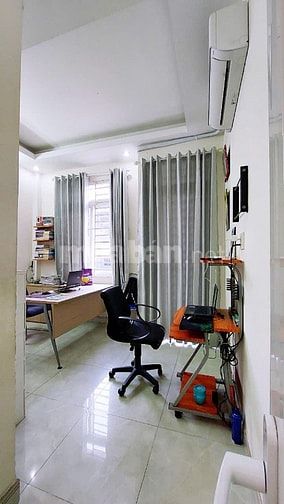 NHÀ BÁN VỊ TRÍ TUYỆT ĐẸP GÒ VấP
