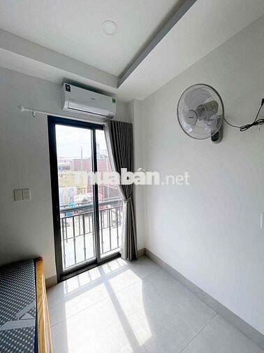 Trần Bình Trọng - BT - Phòng studio mới cửa sổ lớn thang máy hầm xe