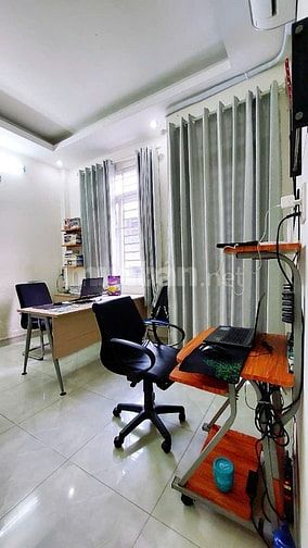 NHÀ BÁN VỊ TRÍ TUYỆT ĐẸP GÒ VấP
