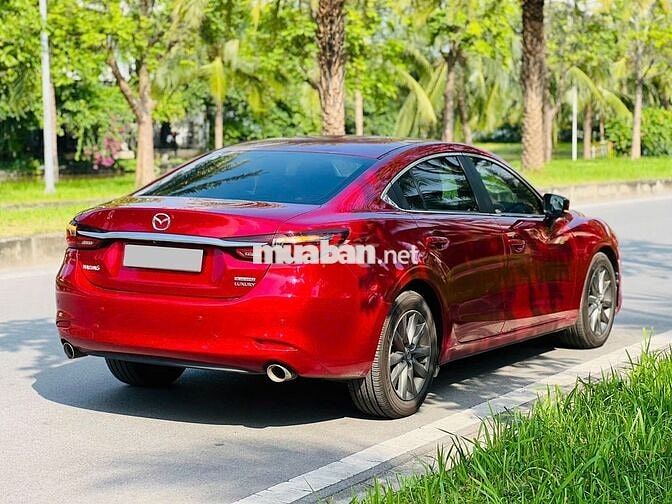 Mazda 6 2020 2.0 Lux đi ít, màu đẹp, tiện nghi