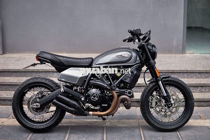 Scrambler Nightshift 2022
