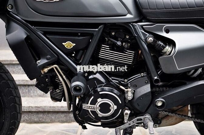 Scrambler Nightshift 2022