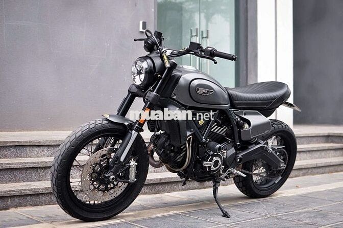 Scrambler Nightshift 2022