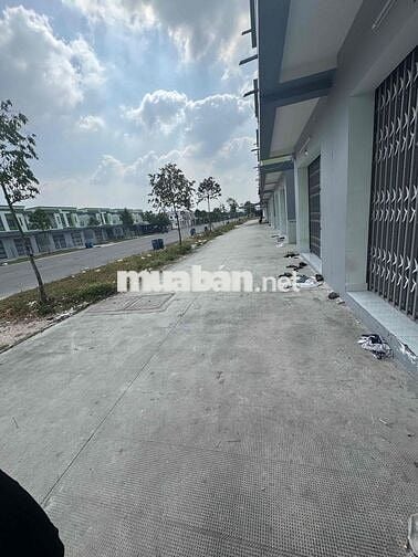 Tháng Đầu Miễn Phí Trọ - CTY Điện Tử KCN Bàu Bàng