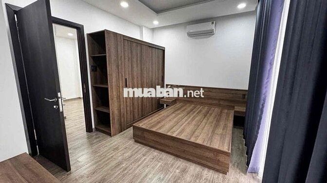 Cho thuê nhà 4 Tầng 2 MT Hải Hồ Hải Châu Ngay Chợ Đống Đa Ngang 8m