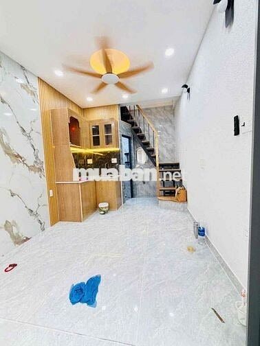 cần bán gấp nhà đường tô hiến thành, quận10 , hcm