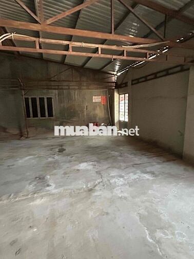 Cho thuê kho 300m2 Trống suốt, thông thoáng Giá 10tr
