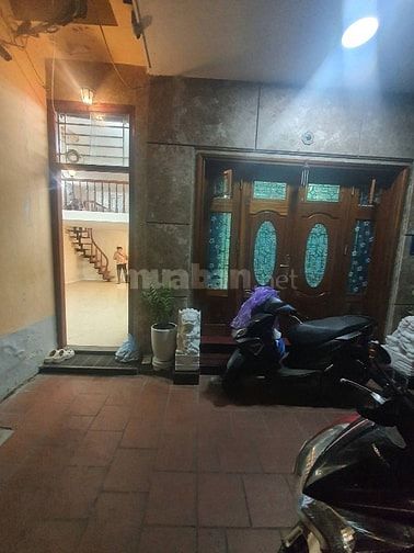 Bán Nhà ngõ 78 Quán Sứ, 50m2, có sổ đỏ riêng, 4,5 tỷ, có thương lượng.