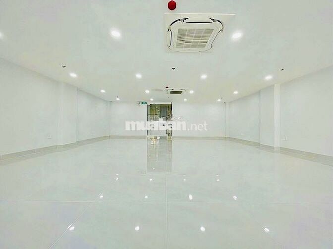 💥💥TOÀ NHÀ ỐP KÍNH- 335C LÊ VĂN SỸ, P12,Q3 - Hầm, Thang Máy- DTSD 800m2