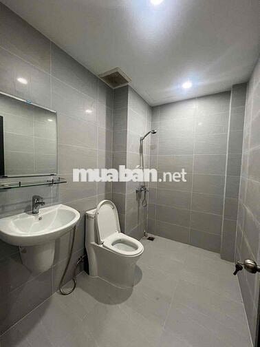 6,8 tỷ có nhà 3 tầng hẻm xe hơi, Linh xuân Thủ Đức (120m2)