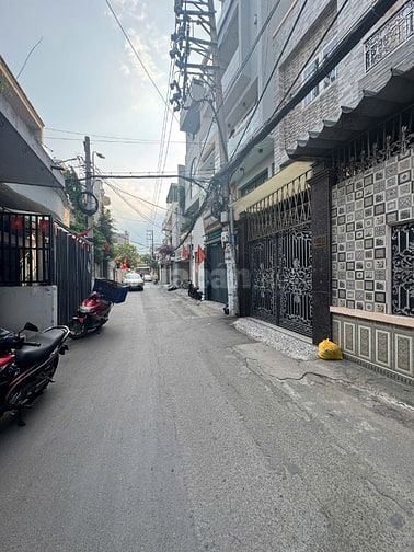 17tỷ, 86 m2, 3 lầu, Bán nhà 482/11 góc Lê Quang Định, Q.Bình Thạnh. 