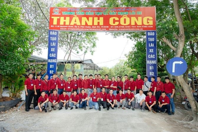 Trung Tâm Thành Công: Cần tuyển 10 Giáo Viên
