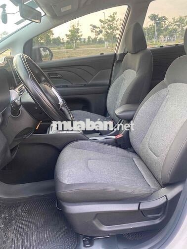 Hyundai Stargazer 2024 bản TC Trắng