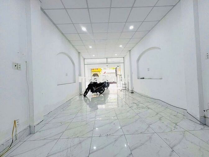Cho thuê gấp MBKD phù hợp kinh doanh thời trang,dịch vụ làm đẹp