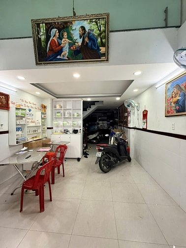 Bán nhà MT Nguyễn Thanh Tuyền,P2,Tân Bình.DT 4x13.5m- Đúc 5 tầng. 