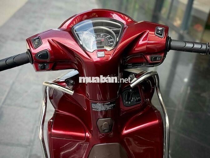 Honda Vision 2023 Cao cấp Smartkey 29M1 đi ít