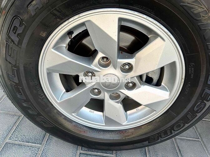 Mitsubishi Triton 2018 4x2 AT - 86000 km
