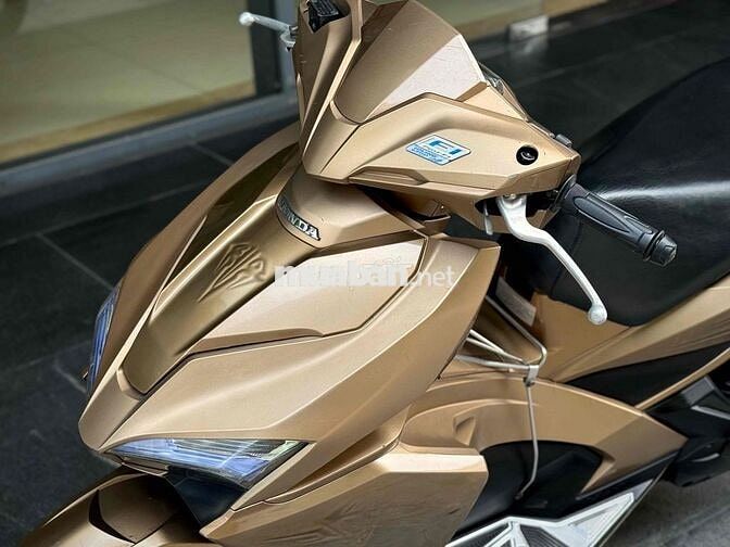 Honda Air Blade 2018 Vàng 3D biển đẹp 6286