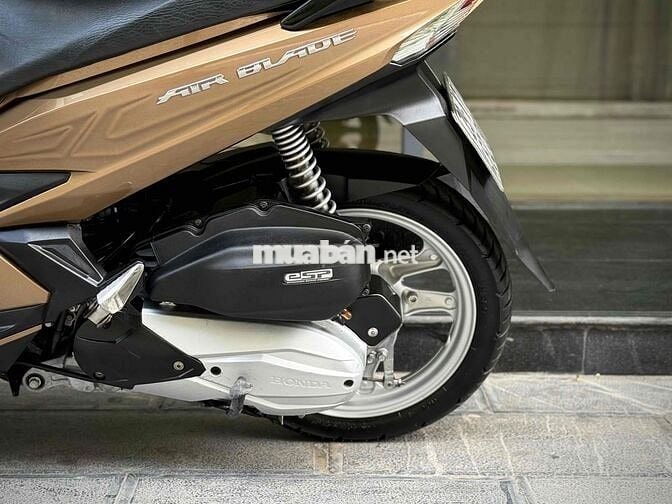 Honda Air Blade 2018 Vàng 3D biển đẹp 6286