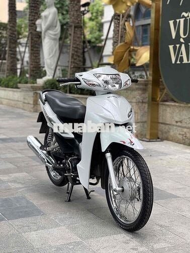 Honda wave a 110 màu trắng thời trang !