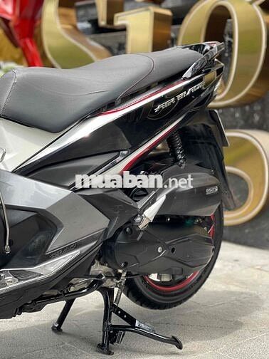 Honda Air Blade Trắng đen 25000 km