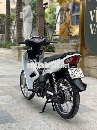 Honda wave a 110 màu trắng thời trang !