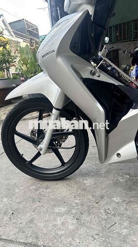 Honda Future FI 125 Bạc