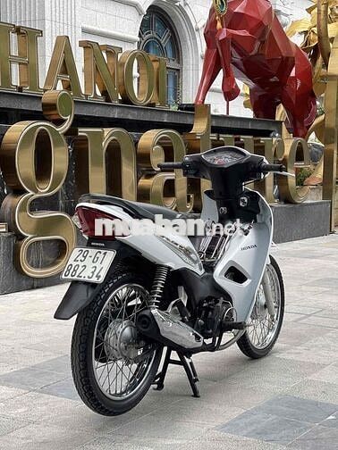 Honda wave a 110 màu trắng thời trang !