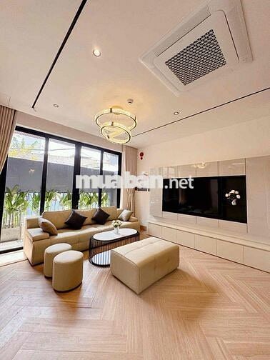 🌹Cần cho thuê villa vừa mới sửa lại nhà 3 tầng🌹gần Vương Thừa Vũ