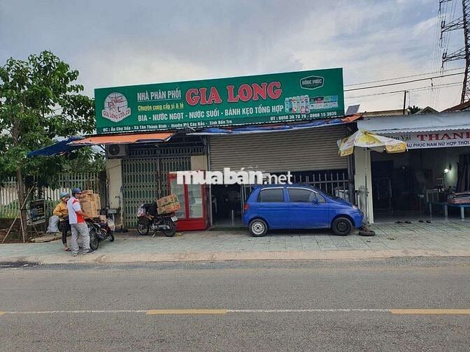 Mặt tiền ngang trước 9m x hậu 10m x dài 35m, Thổ cư 300m