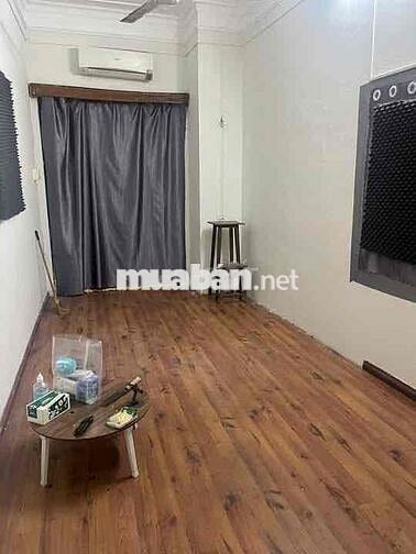 Cho thuê nhà ngõ Khâm Thiên-Đống Đa- dt 30m2*3 tầng