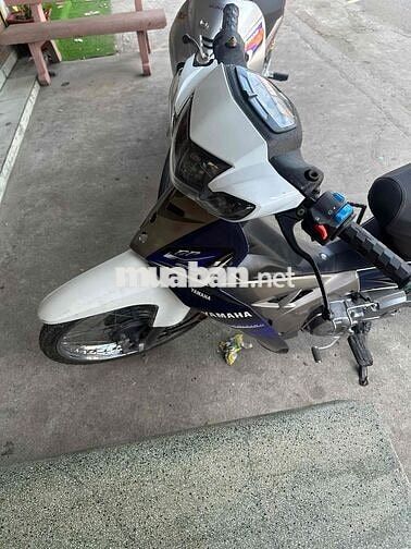 Yamaha Sirius 2018 Côn tay