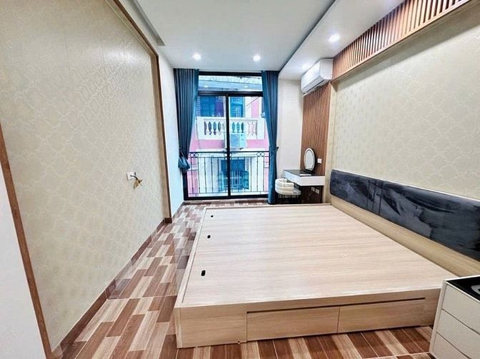 NHÀ 6 TẦNG -LẠC LONG QUÂN – TÂY HỒ– NGÕ Ô TÔ 7 CHỖ QUA NHÀ, NGÕ THÔNG,