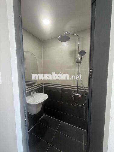 Phòng mới xây có gác thoáng mát