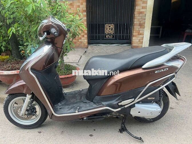 Honda Lead 2014 màu Nâu