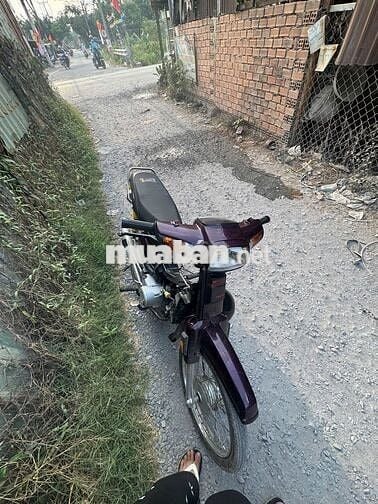Honda Dream 2016 màu Đen