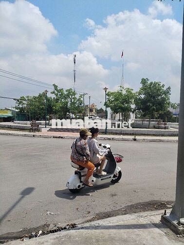 Chính chủ Bán Đất Đường Bê Tông 5m Gần Chợ Trường Học Full Thổ Cư