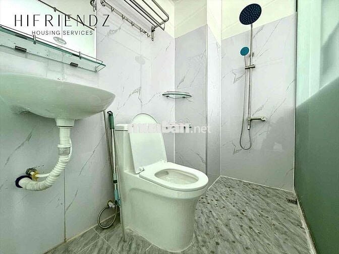 Cho thuê studio siêu mới full nt có bancol nằm ngay cầu chữ Y Q5