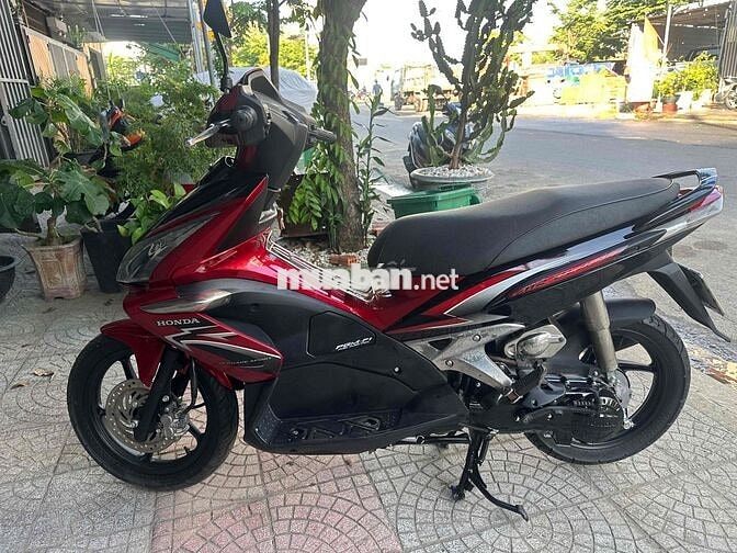 Honda Air Blade Đỏ đen