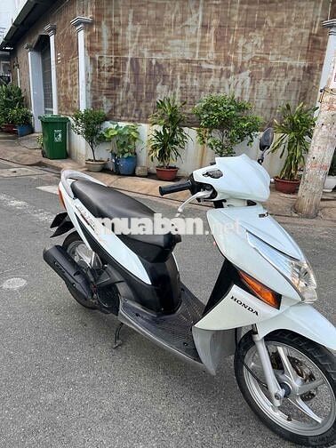 Honda Click Trắng