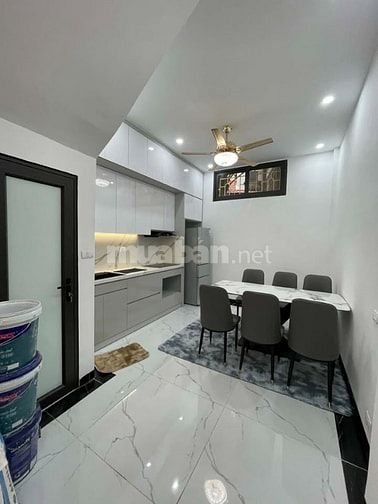 BÁN NHÀ PHỐ TÔ VĨNH DIỆN  45M x 4 TẦNG - Ô TÔ  QUA NHÀ