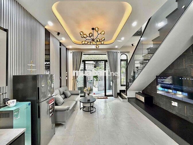 Nhà 2 tầng mới đầy đủ nội thất Dũng Sĩ Thanh Khê